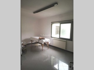 Ufficio in Affitto a Imperia, zona Oneglia, 350€, 17 m²