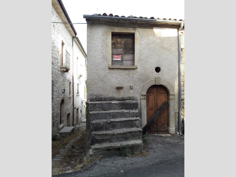 Rustico in Vendita a Caramanico Terme, zona San Tommaso, 8'000€, 48 m²