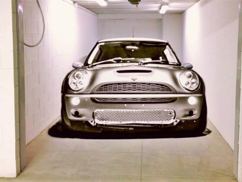 Box in Vendita a Firenze, zona Zona Oberdan - Mazzini - Masaccio - Robbia - Savonarola, 55'000€, 14 m²