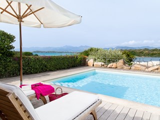 Villa in Affitto a San Teodoro, 35'000€, 250 m²