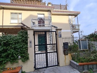 Appartamento in Vendita a Alassio, 365'000€, 90 m², arredato, con Box