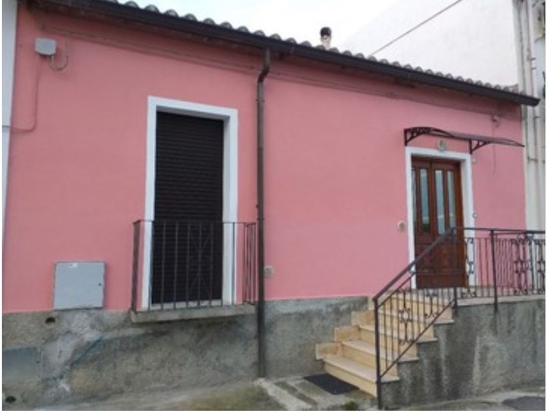 Casa Indipendente in Affitto a Briatico, zona San Leo di Briatico, 800€, 80 m², arredato