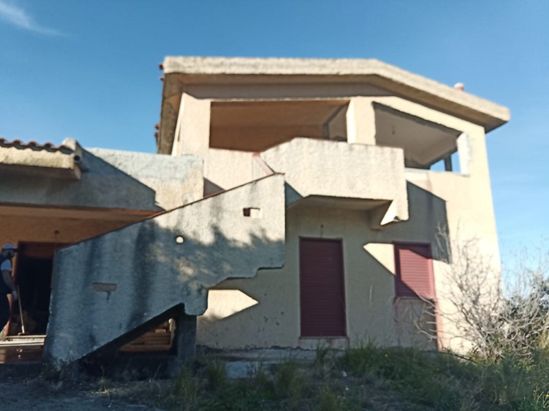 Casa Indipendente in Vendita a Santa Lucia del Mela, zona contrada sola, 158'000€, 298 m²