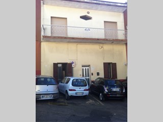 Appartamento in Vendita a Sannicola, 108'000€, 150 m², arredato