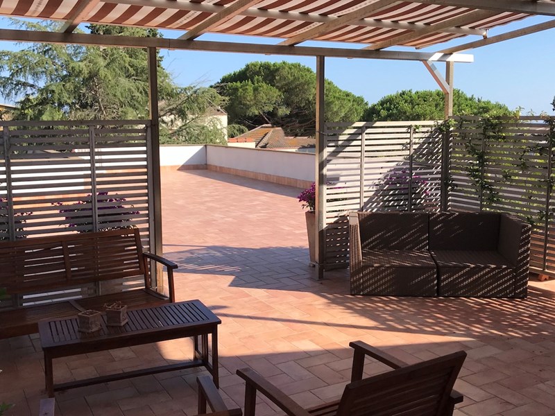 Attico in Vendita a Castiglione della Pescaia, 104 m², arredato