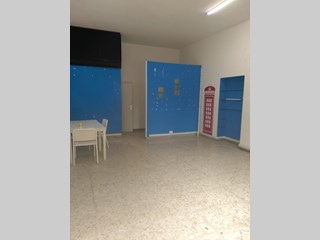 Negozio in Affitto a Roma, zona Giardinetti , 500€, 60 m²