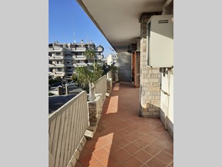 Appartamento in Affitto a Lecce, zona CONSERVATORIO, 750€, 140 m², arredato