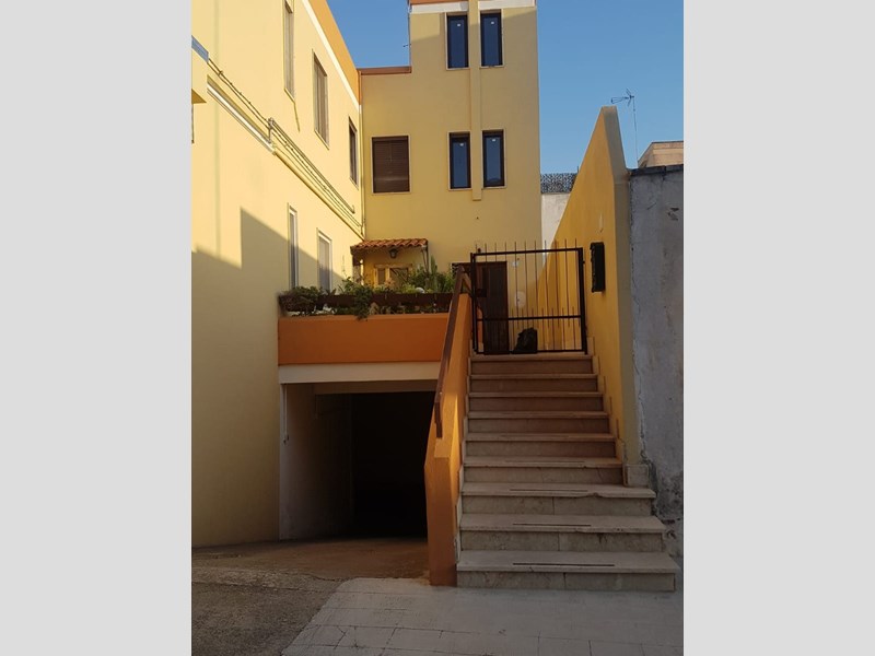 Appartamento in Vendita a Alezio, 165'000€, 140 m², arredato
