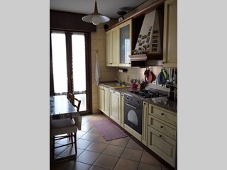 Appartamento in Vendita a Rubano, zona SARMEOLA, 140'000€, 110 m², con Box