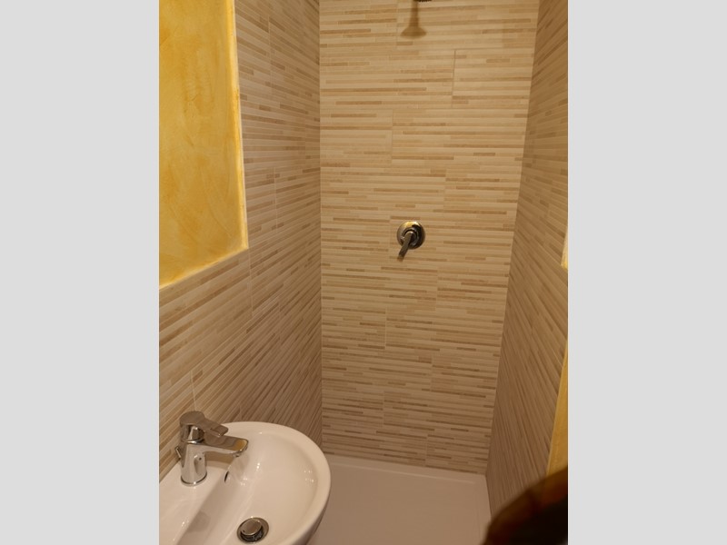 Villetta a schiera in Vendita a Carrara, zona Fossone, 320'000€, 130 m²