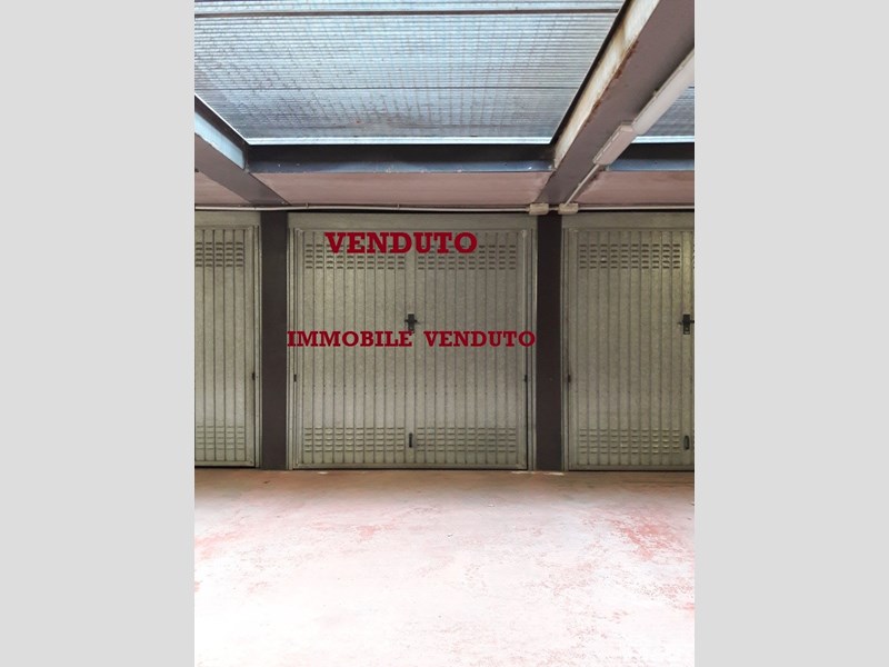Box in Vendita a Milano, zona Affori via F. Faccio, 20'000€, 13 m²