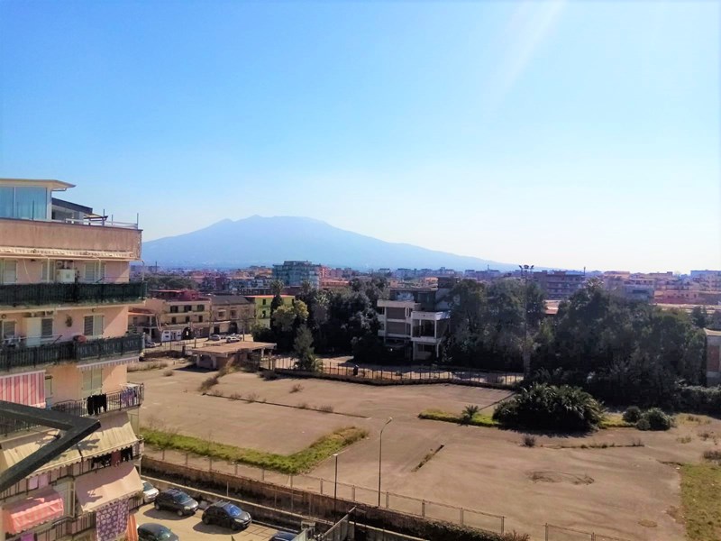 Quadrilocale in Vendita a Casalnuovo di Napoli, zona Centrale, 130'000€, 85 m²