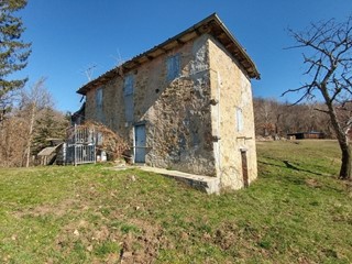 Casa Indipendente in Vendita a Zocca, 175'000€, 350 m²