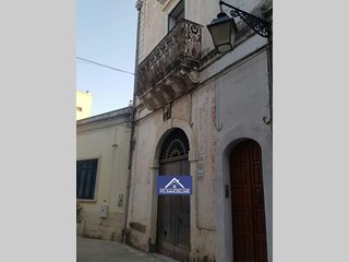 Appartamento in Vendita a Tuglie, 170'000€, 400 m², arredato