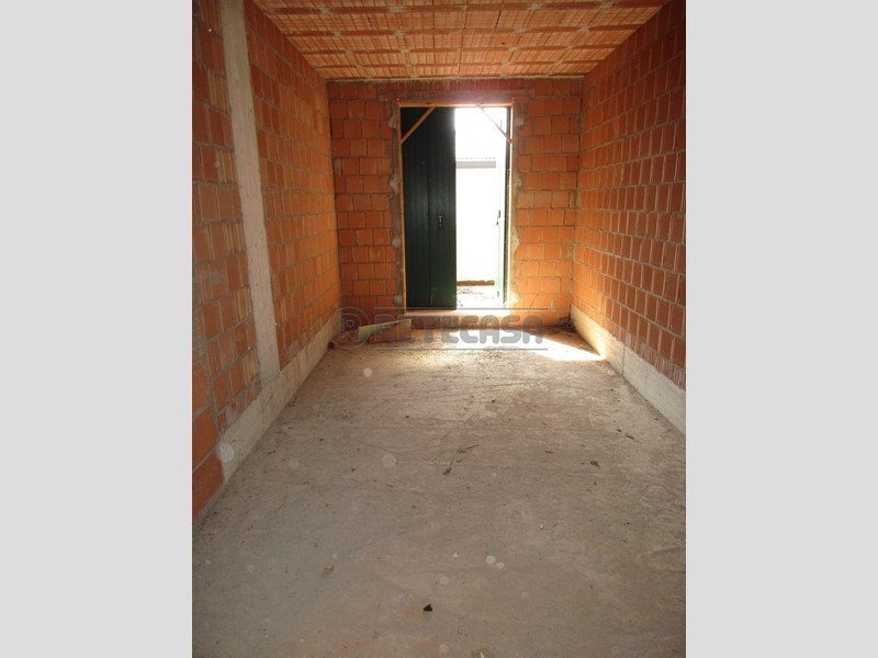 Casa Semi Indipendente in Vendita a Piombino Dese, zona Piombino Dese, 180'000€, 206 m², con Box