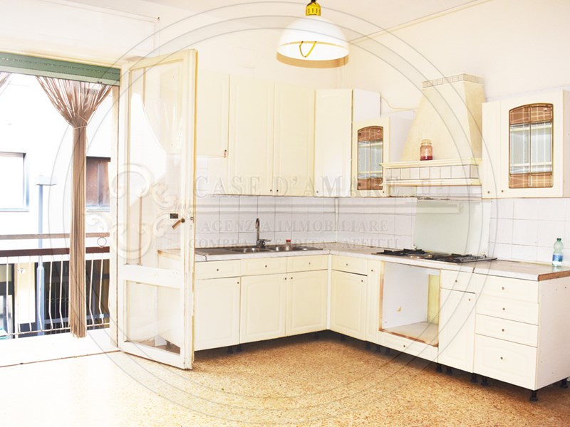 Quadrilocale in Vendita a Rimini, zona Miramare, 149'000€, 92 m²