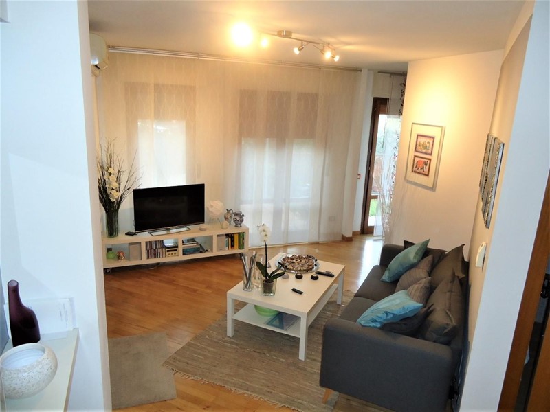 Villa bifamiliare in Vendita a Pisa, 330'000€, 120 m², con Box