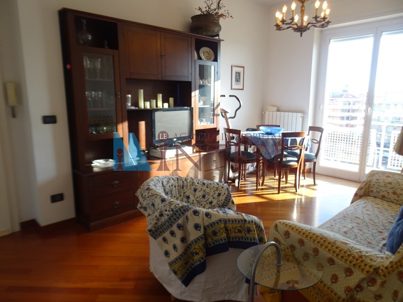 Appartamento in Vendita a Loano, zona centrale, 329'000€, 95 m²