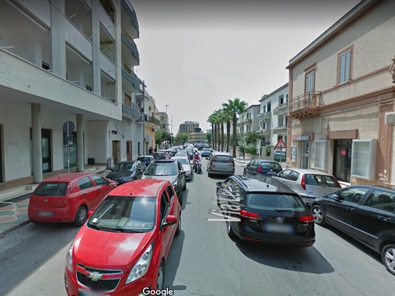 Negozio in Vendita a Gallipoli, 90'000&euro;, 46MQ, arredato