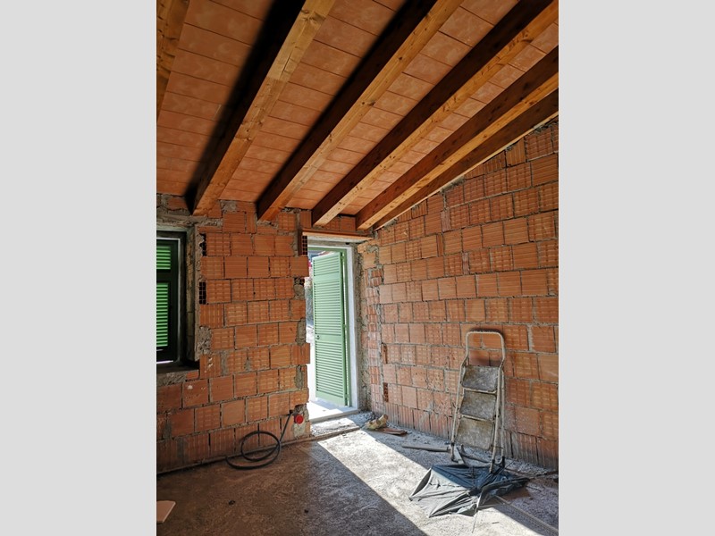 Casa Semi Indipendente in Vendita a Fosdinovo, 200'000€, 95 m²