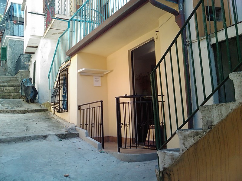 Trilocale in Vendita a Pizzo, 99'000€, 70 m², arredato