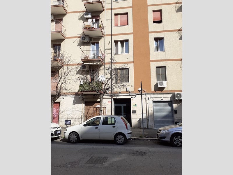 Trilocale in Vendita a Foggia, zona Centro , 112'000&euro;, 116 m²