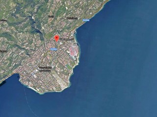 Trilocale in Vendita a Toscolano Maderno, zona Via Trento, 71'967€, 168 m²