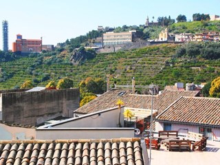 Casa Indipendente in Vendita a Paternò, zona Via Circumvallazione, 23, 170 m²