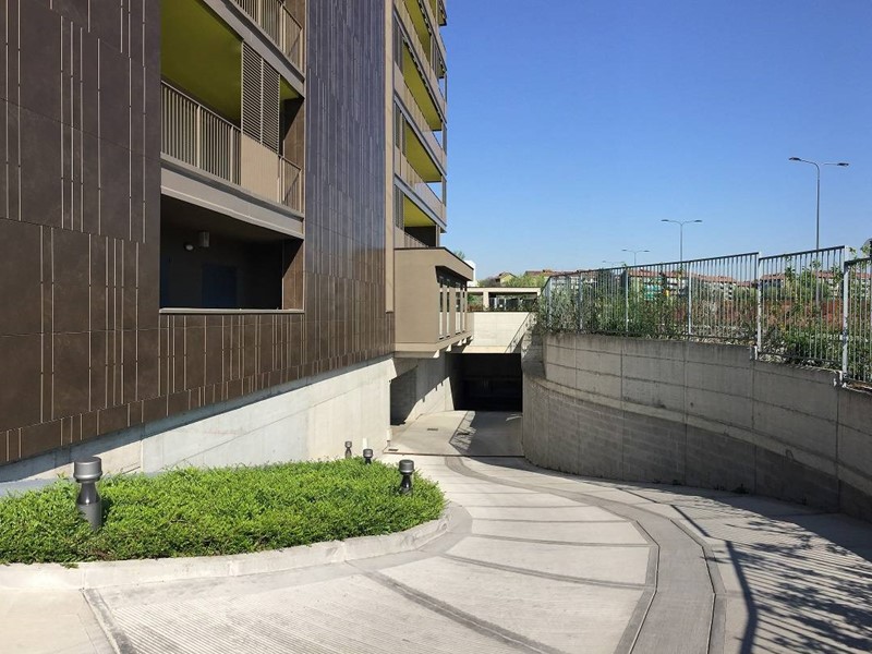 Box in Vendita a Milano, zona Villa Pizzone, 34'000€, 25 m²