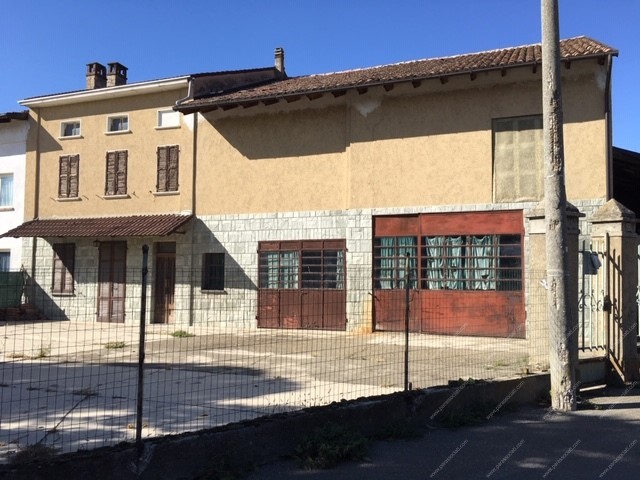 Casale in Vendita a Casei Gerola, 70'000€, 140 m²