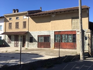 Casale in Vendita a Casei Gerola, 70'000€, 140 m²