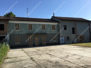 Casale in Vendita a Isola Sant'Antonio, 70'000€, 150 m²