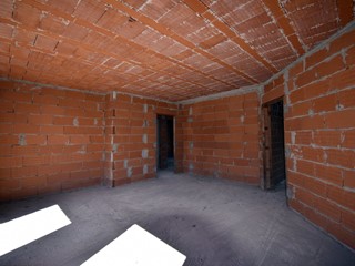 Casa Indipendente in Vendita a Arzignano, 434 m², con Box