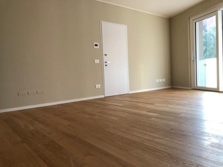 Quadrilocale in Vendita a Alessandria, zona VIA GALVANI, 275'000€, 130 m²