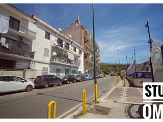 Bilocale in Vendita a Napoli, zona SOCCAVO, 170'000€, 90 m²