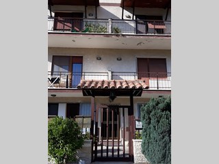 Appartamento in Vendita a Agosta, 89'000€, 220 m²