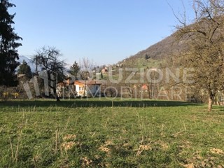 Terreno edificabile in Vendita a Albino, 250'000€, 6420 m²