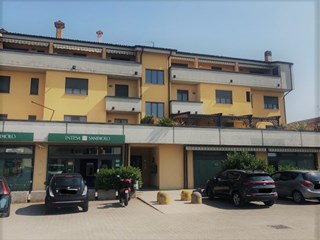 Ufficio in Vendita a Pizzighettone, 41'250€