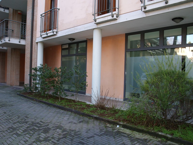 Ufficio in Vendita a Treviso, zona Fuori Mura Nord, 330'000€, 166 m²