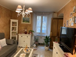 Appartamento in Vendita a Sarzana, 230'000€, 120 m²