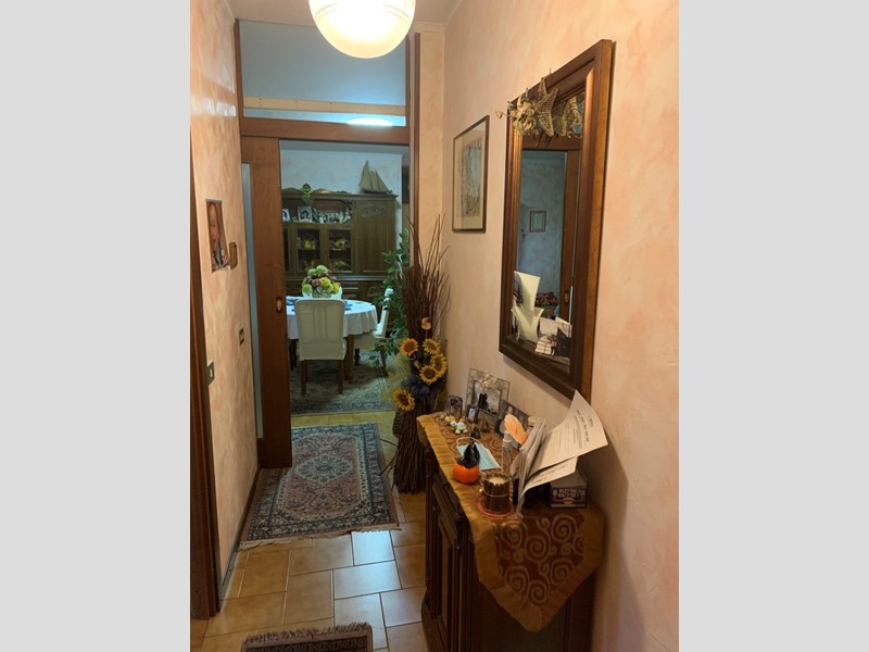 Appartamento in Vendita a Santo Stefano di Magra, 210'000€, 120 m², arredato