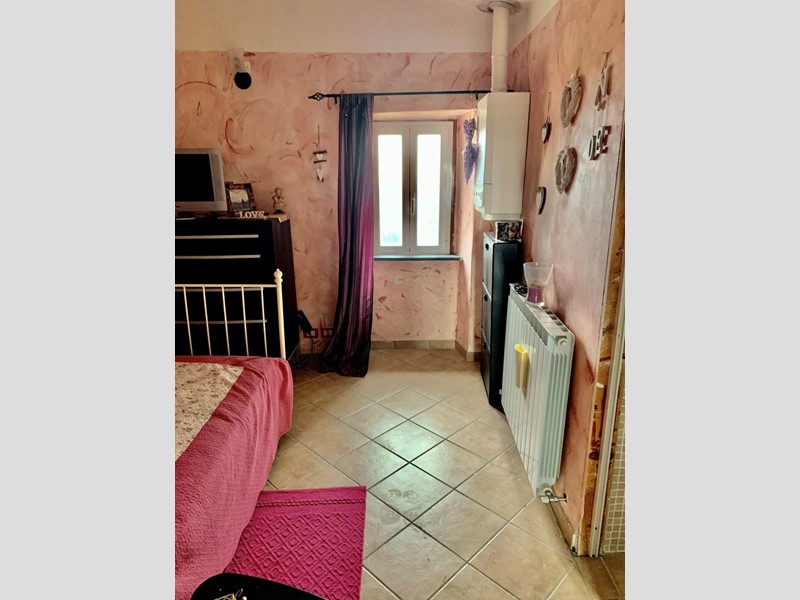 Bilocale in Vendita a Fosdinovo, 68'000€, 35 m²