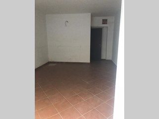 Attività commerciale in Affitto a Palermo, zona Via Sedie Volanti, 350€, 28 m²
