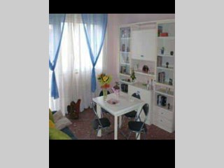 Trilocale in Vendita a Viareggio, zona Campo d'aviazione , 145'000€, 63 m²