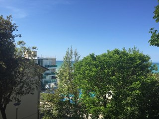 Trilocale in Affitto a Gabicce Mare, zona Panoramica, 2'500€, 70 m², arredato