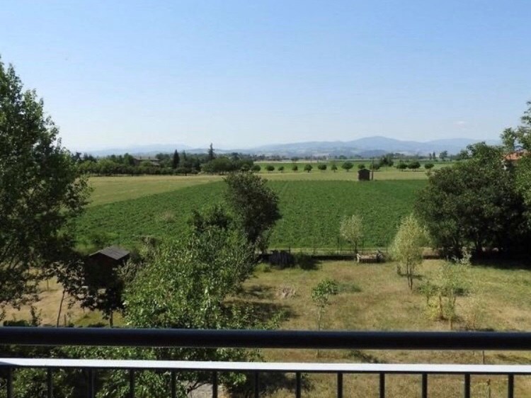 Quadrilocale in Vendita a Parma, zona San Ruffino , 165'000€, 84 m², con Box