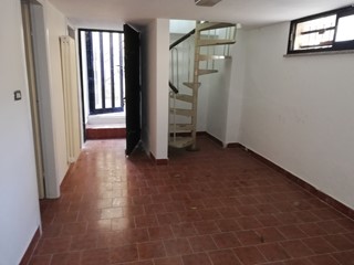 Immobile commerciale in Vendita a Montescudo Monte Colombo, 50'000€, 70 m²