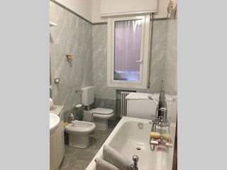 Appartamento in Vendita a Bologna, zona corticella, 250'000€