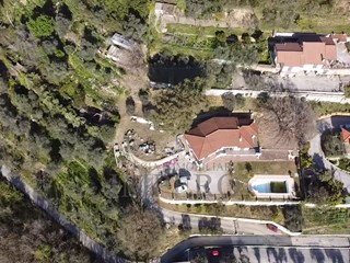 Casa Indipendente in Vendita a Camporosso, 1'500'000€, 430 m², con Box