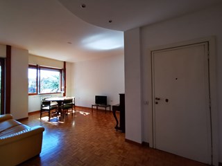 Trilocale in Affitto a Milano, zona Maciachini - Dergano, 1'300€, 100 m², arredato